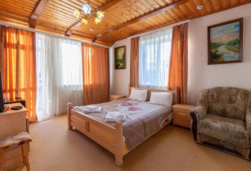 سوییت سوپریور, у мар яни і назара