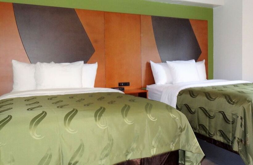 اتاق استاندارد با 2 تخت دوبل, Quality Inn & Suites Raleigh North