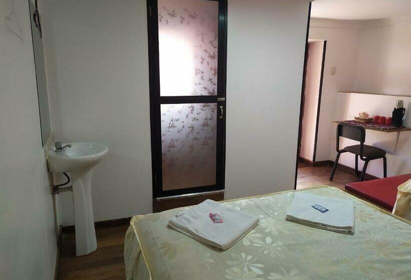 اتاق استاندارد, Anais Y Nicolas Hostel