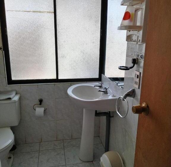 Бунгало Стандарт, Y Cabañas La Rosa Nautica