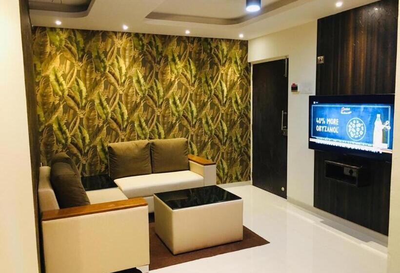 سوییت خانوادگی, Kesinovo Suites