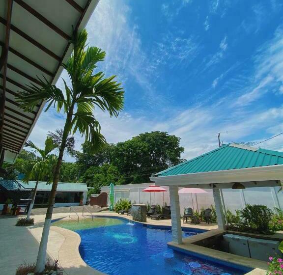 اتاق استاندارد چهار تخته, Ocean View Lodge