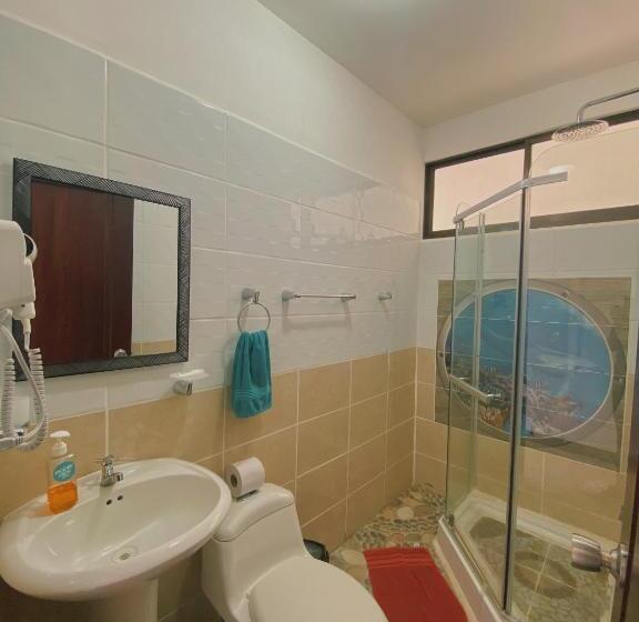 اتاق لوکس با بالکن و چشم‌انداز دریا, Ocean View Lodge
