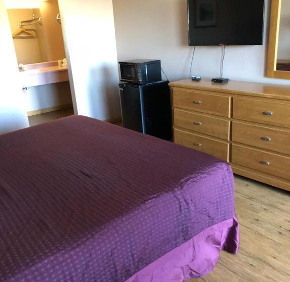 스탠다드 룸 킹사이즈 침대, Sumner Motor Inn
