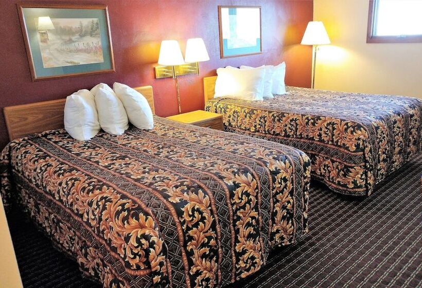 Номер Стандарт 2 Двуспальные Кровати, Red Carpet Inn  Windom