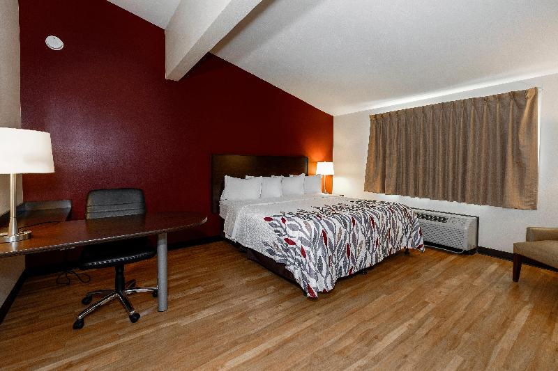 Номер Superior Кровать Кинг, Red Roof Inn Vermillion  U Of South Dakota