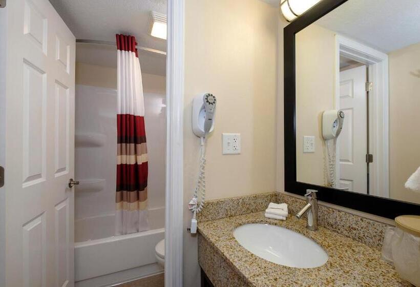 Номер Superior Кровать Кинг, Red Roof Inn Vermillion  U Of South Dakota