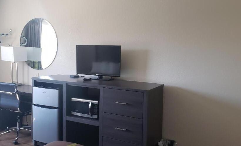 스탠다드 룸 킹사이즈 침대, Super 8 By Wyndham Goodyear/phoenix Area