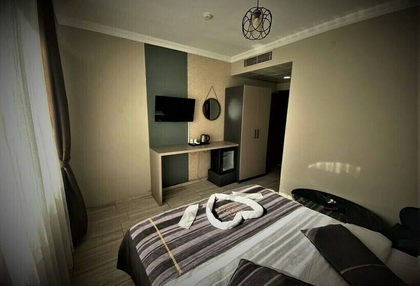 Quarto Estandar, Bornova Otel