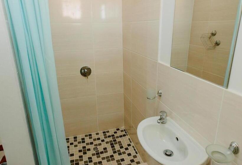 이코노미 룸, Golden Candle Guest House