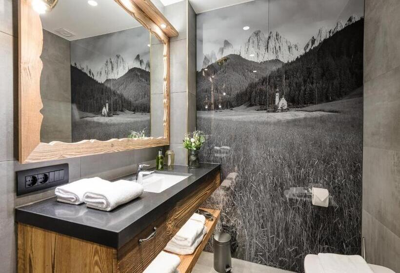 Полулюкс, Mondi Hotel Tscherms
