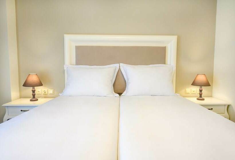 اتاق لوکس, Emerald Suites