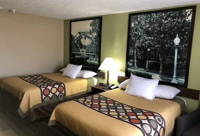 장애인을 위한 스탠다드 룸, Super 8 By Wyndham Natchitoches