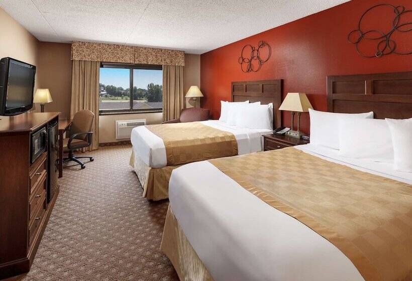 Номер Стандарт 2 Двуспальные Кровати, Roosevelt Grand Dakota, Surestay Collection By Best Western