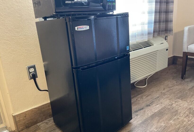 Стандартный Номер Нижний Этаж, Travelodge By Wyndham Florida City/homestead/everglades