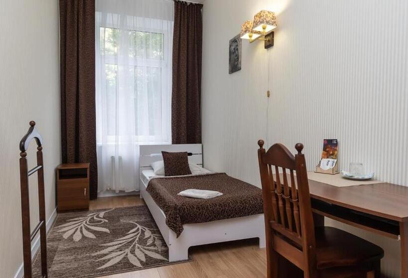 اتاق استاندارد یک تخته با بالکن, Mini Hotel Guest Residence