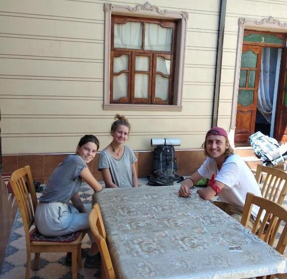 Четырехместный Номер Стандарт, Zarin Guest House B&b