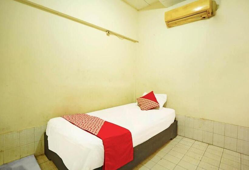 اتاق استاندارد یک نفره, Oyo 3201  Rian Palembang