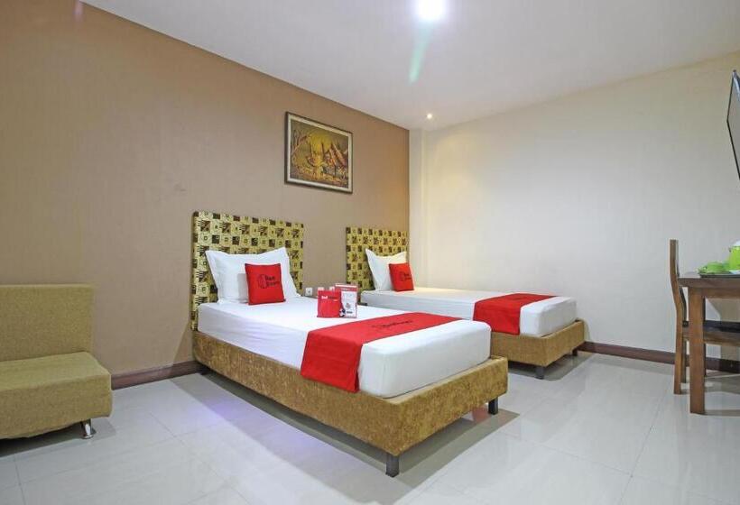 اتاق استاندارد, Reddoorz Near Uns Solo