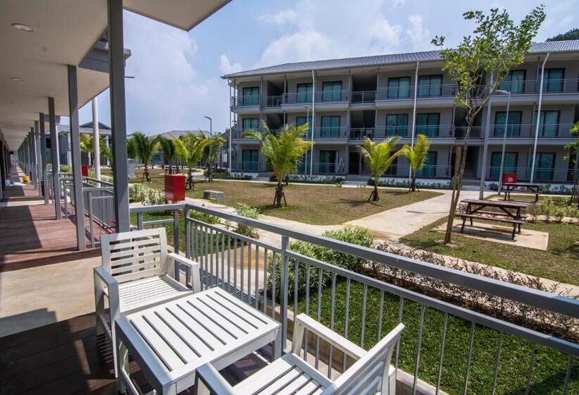 کلبه ییلاقی, Royale Chulan Cherating Chalet