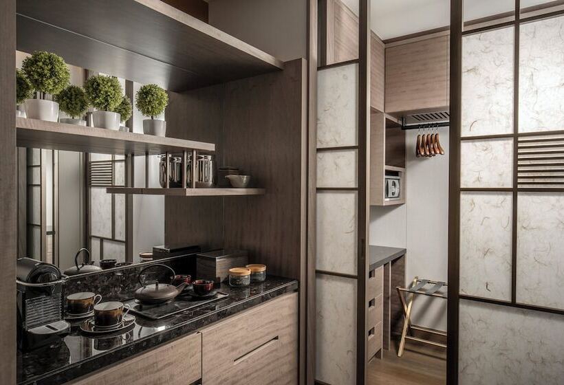 Номер Deluxe Вид на Город, Four Seasons Hotel Tokyo At Otemachi
