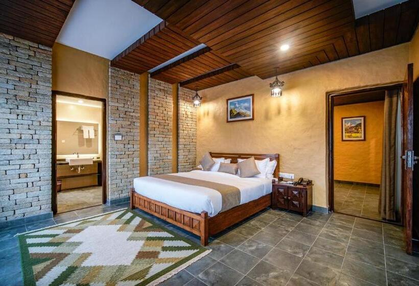 سوییت اجرایی, Bar Peepal Resort