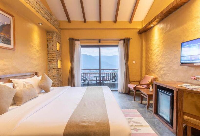 Superior room with lake view, Bar Peepal Resort