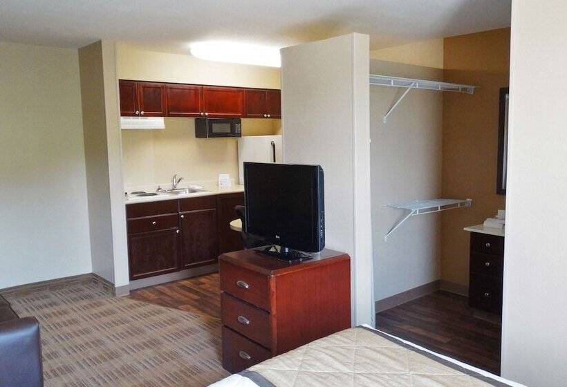 Студия Deluxe, Extended Stay America Suites  Jacksonville  Deerwood Park