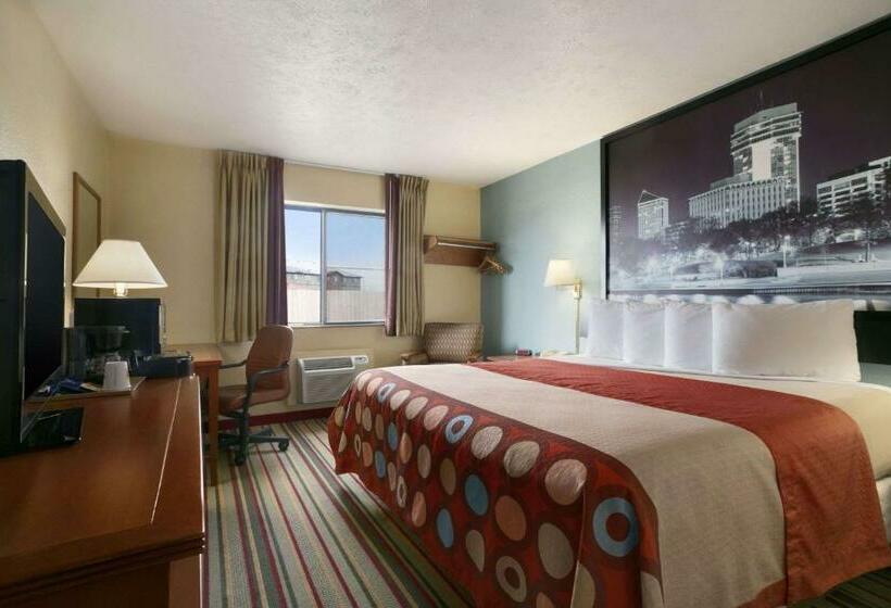 Стандартный Номер Кровать Кинг, Super 8 By Wyndham Park City/north Wichita Area
