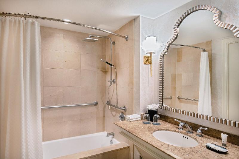 Standard-huone King-vuode, The Westin Riverwalk, San Antonio