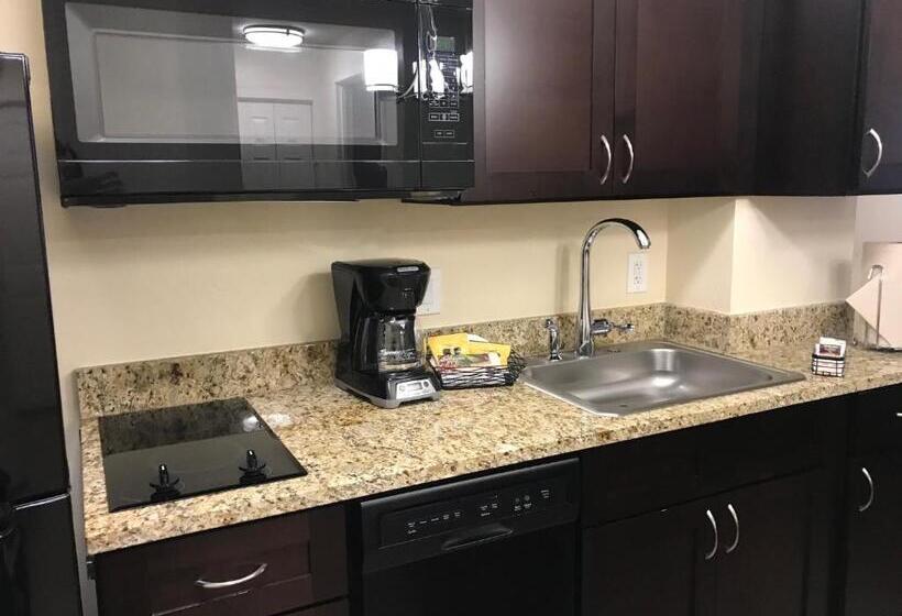 Люкс, Hilton Vacation Club Varsity Club Tucson
