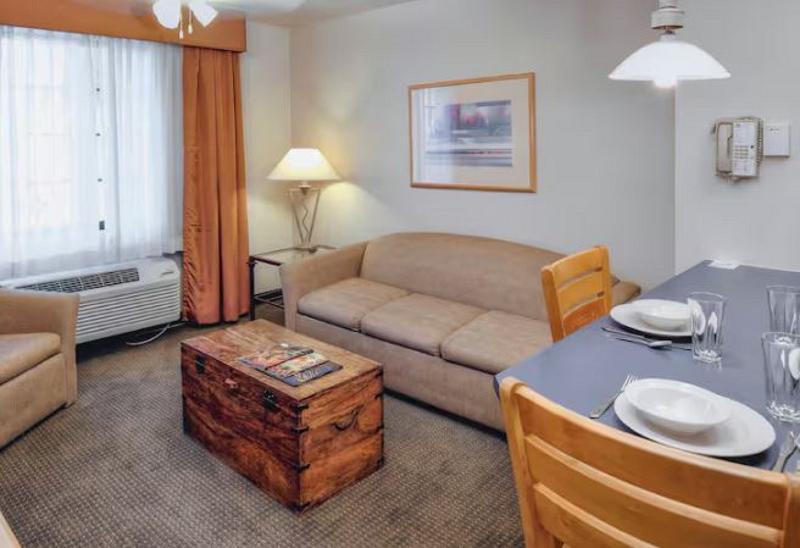 Люкс 2 Спальни, Hilton Vacation Club Varsity Club Tucson