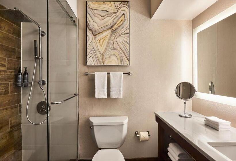 סוויטת אקזקיוטיב, עם מיטת קינג, The Westin San Francisco Airport