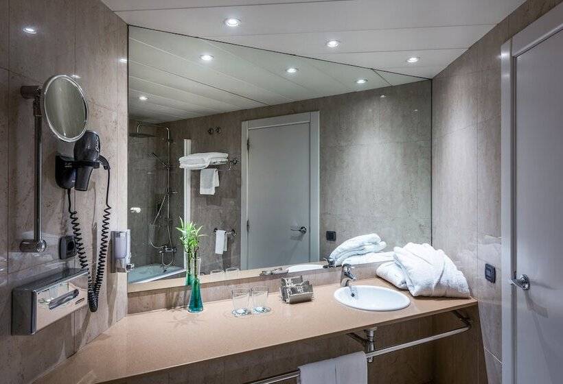 Семейный Номер, Castellon Center, Affiliated by Meliá