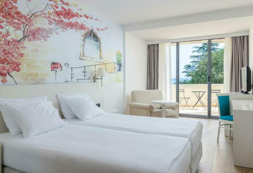 اتاق استاندارد با چشم‌انداز دریا, Iberostar Waves Bellevue - All Inclusive