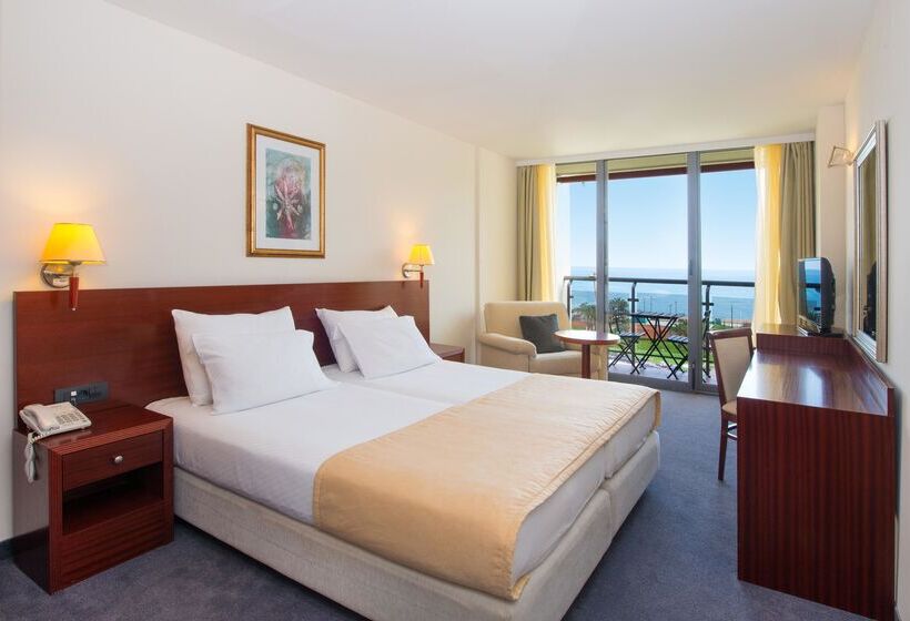 اتاق استاندارد با چشم‌انداز دریا, Iberostar Waves Bellevue - All Inclusive