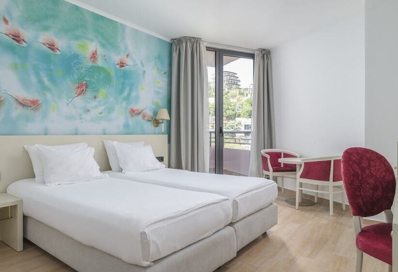 اتاق استاندارد با چشم‌انداز دریا, Iberostar Waves Bellevue - All Inclusive