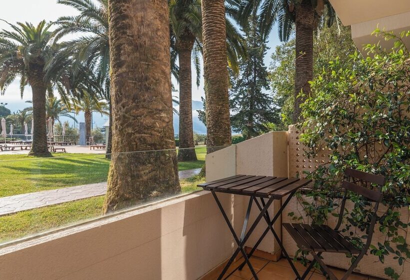 اتاق استاندارد با چشم‌انداز باغ, Iberostar Waves Bellevue - All Inclusive