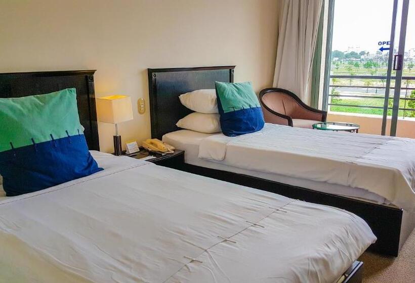 اتاق سوپریور با چشم‌انداز شهر, Phan Thiet Ocean Dunes Resort