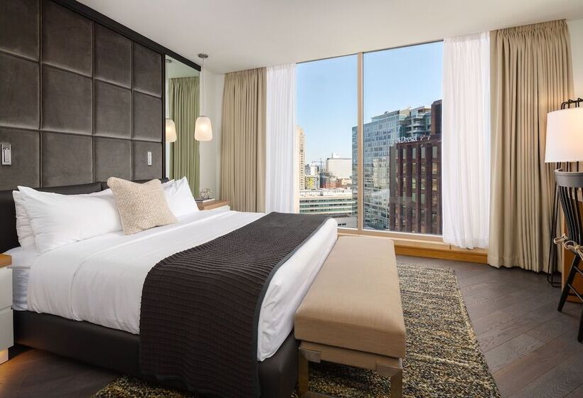سوئیت کلاب, The Windsor Suites Philadelphia