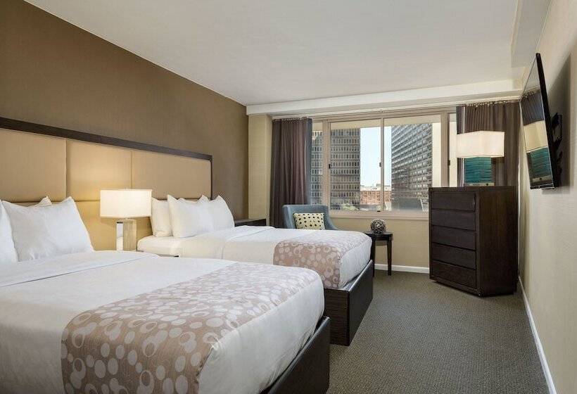 استودیوی لوکس, The Windsor Suites Philadelphia