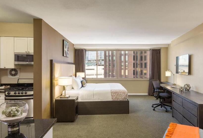استودیوی لوکس, The Windsor Suites Philadelphia