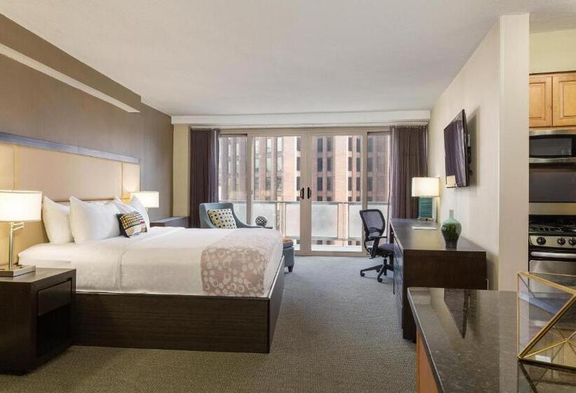 Deluxe Suite King Bed, The Windsor Suites Philadelphia