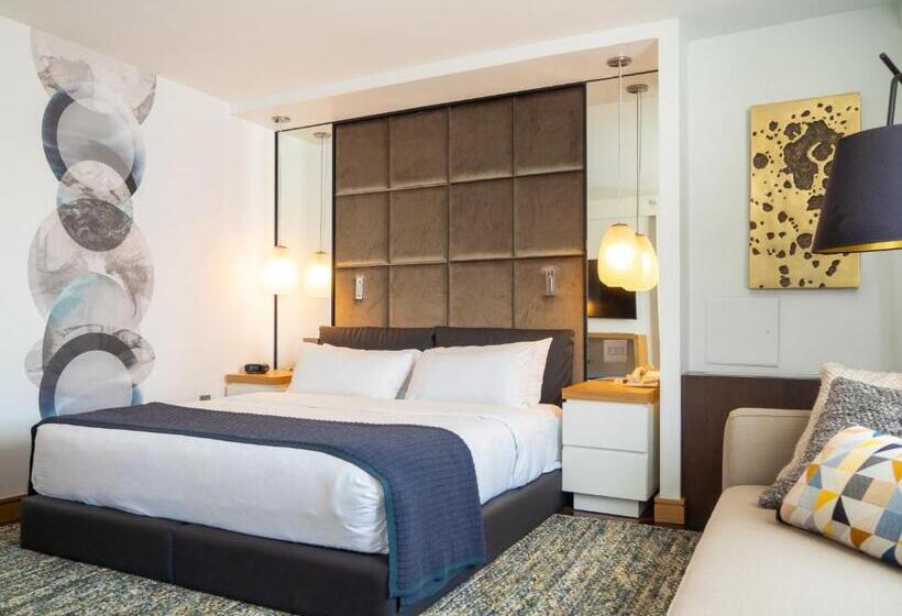 استودیوی پریمیوم, The Windsor Suites Philadelphia