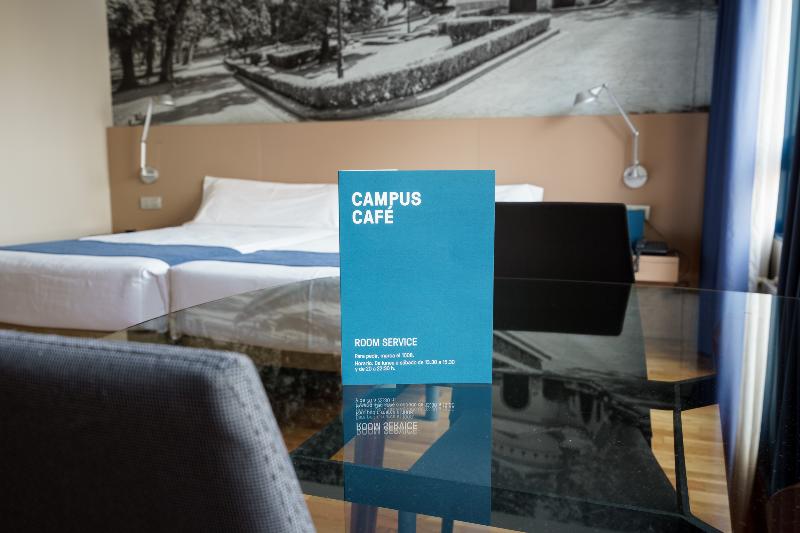 استودیوی استاندارد, Aparthotel Campus
