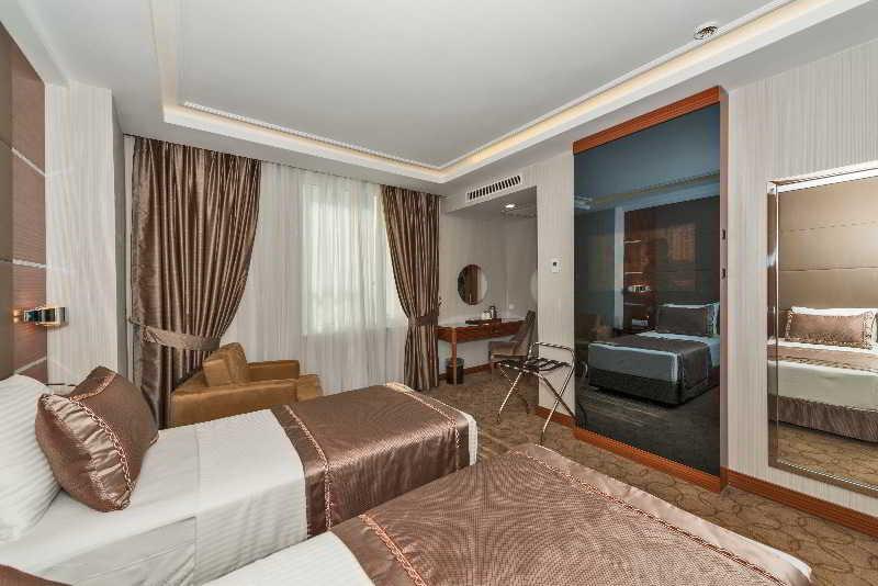 디럭스 룸, Club Bamboo Boutique Patong Beach Resort