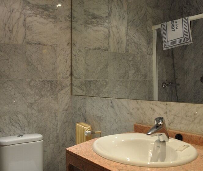 Номер Стандарт, Hostal Tafalla