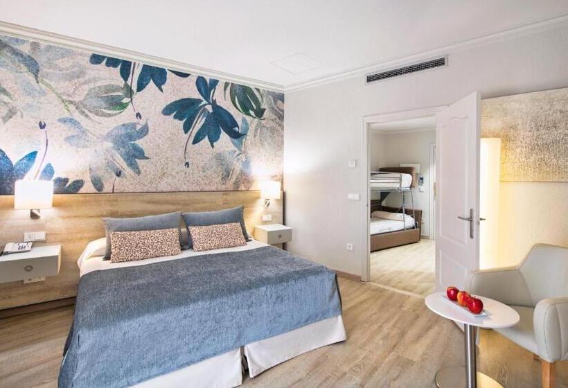 اتاق خانوادگی, Salles Hotel Málaga Centro
