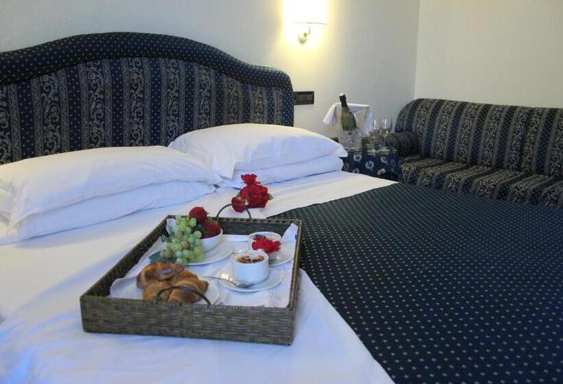 Трехместный Номер Комфорт, Yachting Hotel Mistral