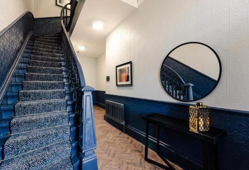 Номер Стандарт, Sweeney Apartments & Rooms